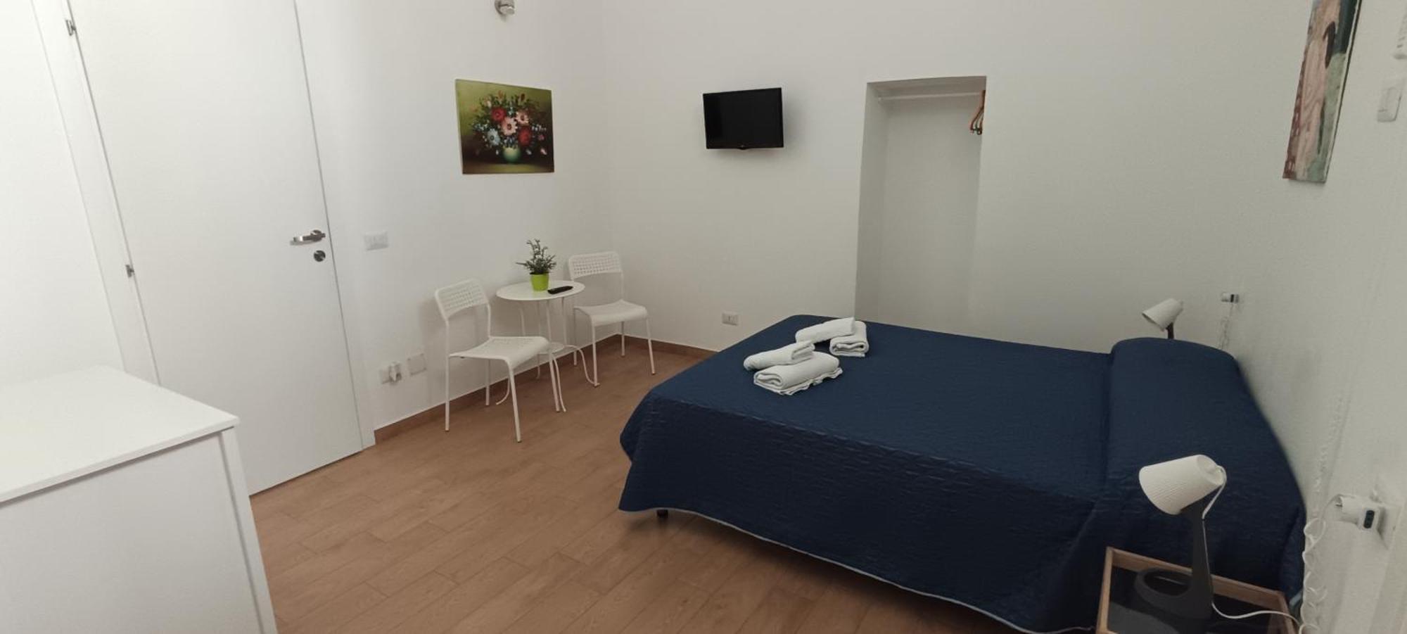 Casa Laura Oliva Mancini Bed & Breakfast Наполи Екстериор снимка