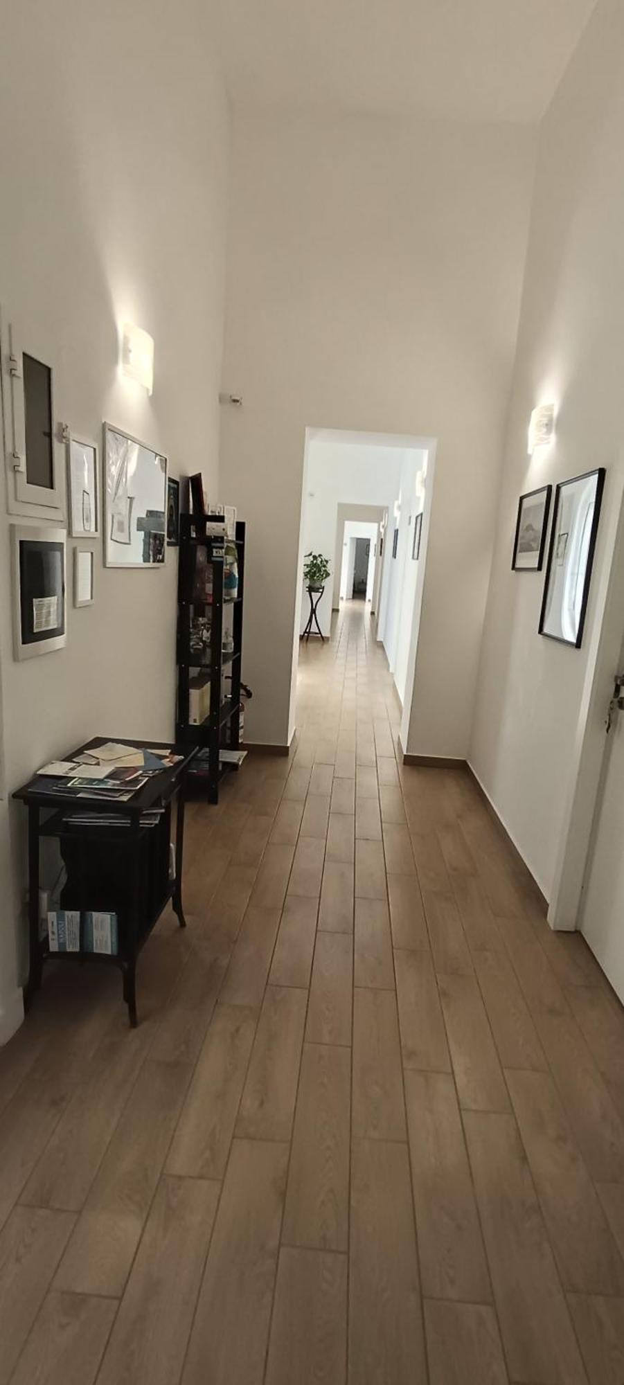 Casa Laura Oliva Mancini Bed & Breakfast Наполи Екстериор снимка