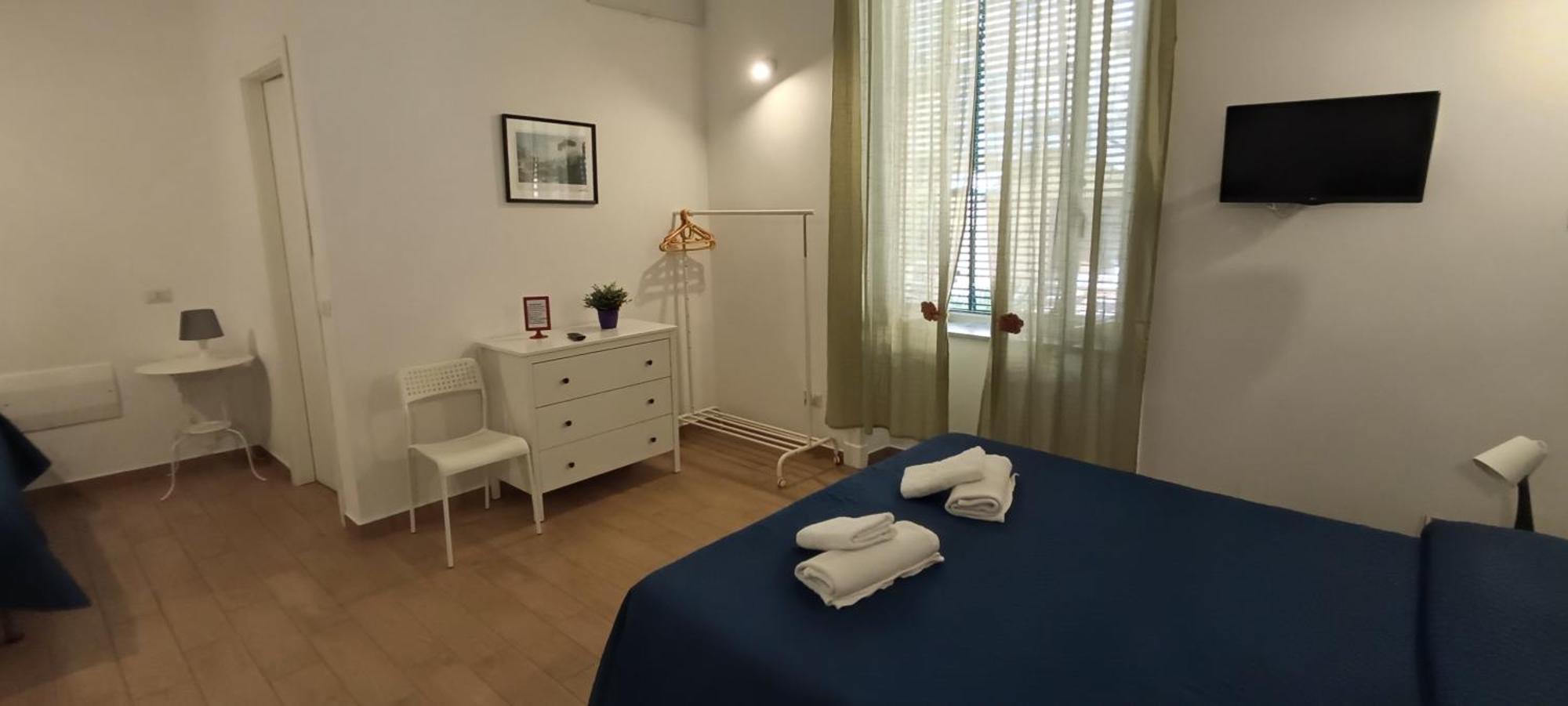 Casa Laura Oliva Mancini Bed & Breakfast Наполи Екстериор снимка