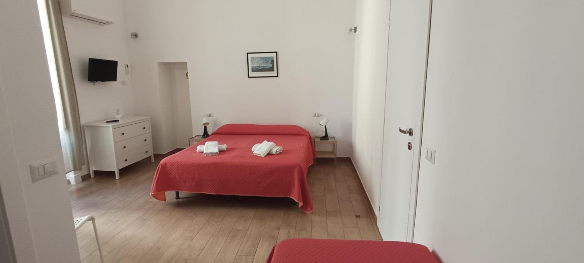 Casa Laura Oliva Mancini Bed & Breakfast Наполи Екстериор снимка