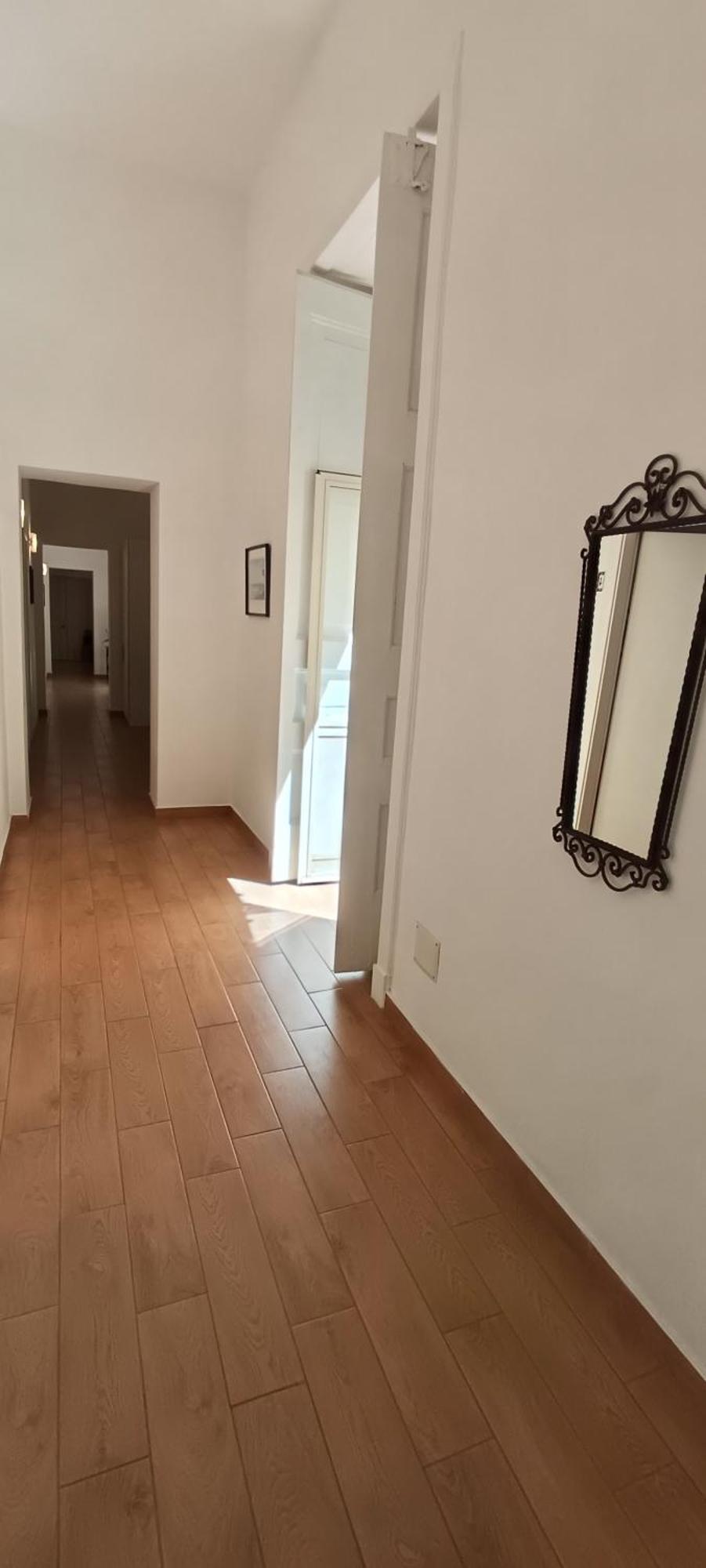 Casa Laura Oliva Mancini Bed & Breakfast Наполи Екстериор снимка