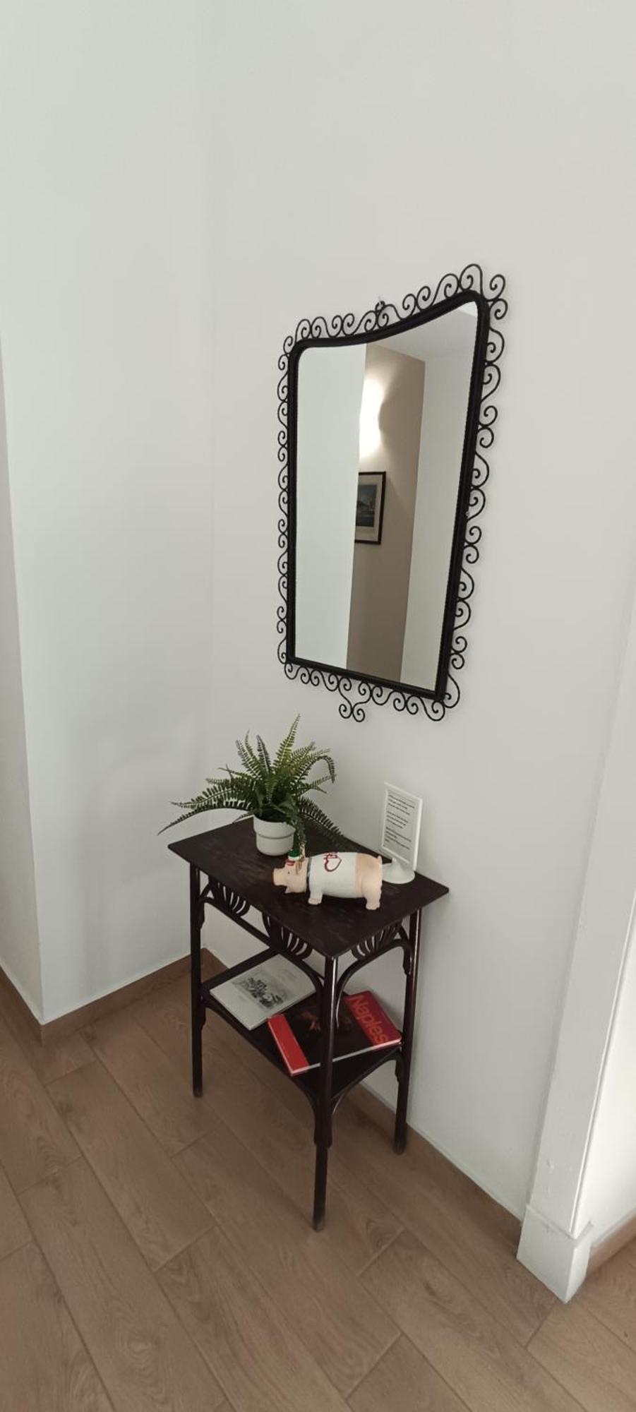 Casa Laura Oliva Mancini Bed & Breakfast Наполи Екстериор снимка