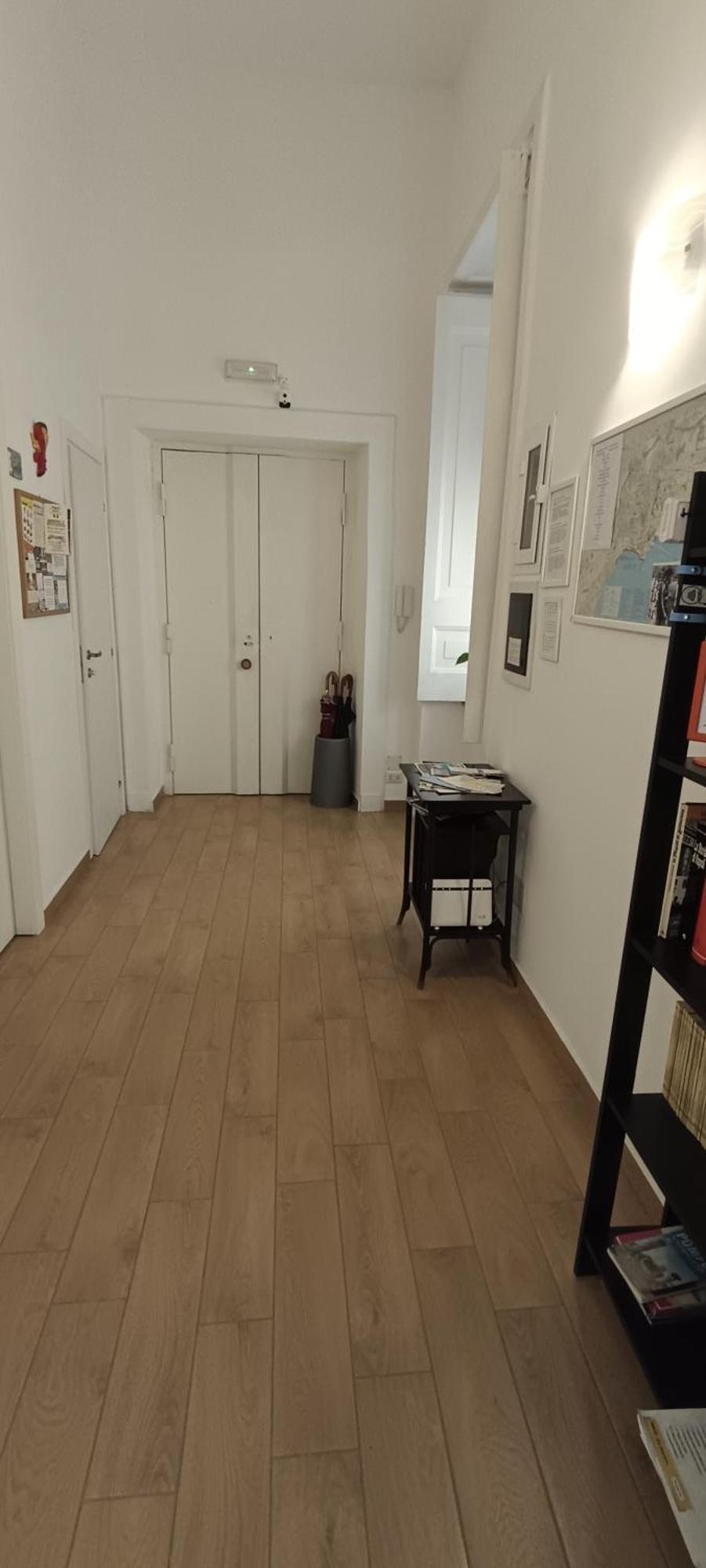 Casa Laura Oliva Mancini Bed & Breakfast Наполи Екстериор снимка