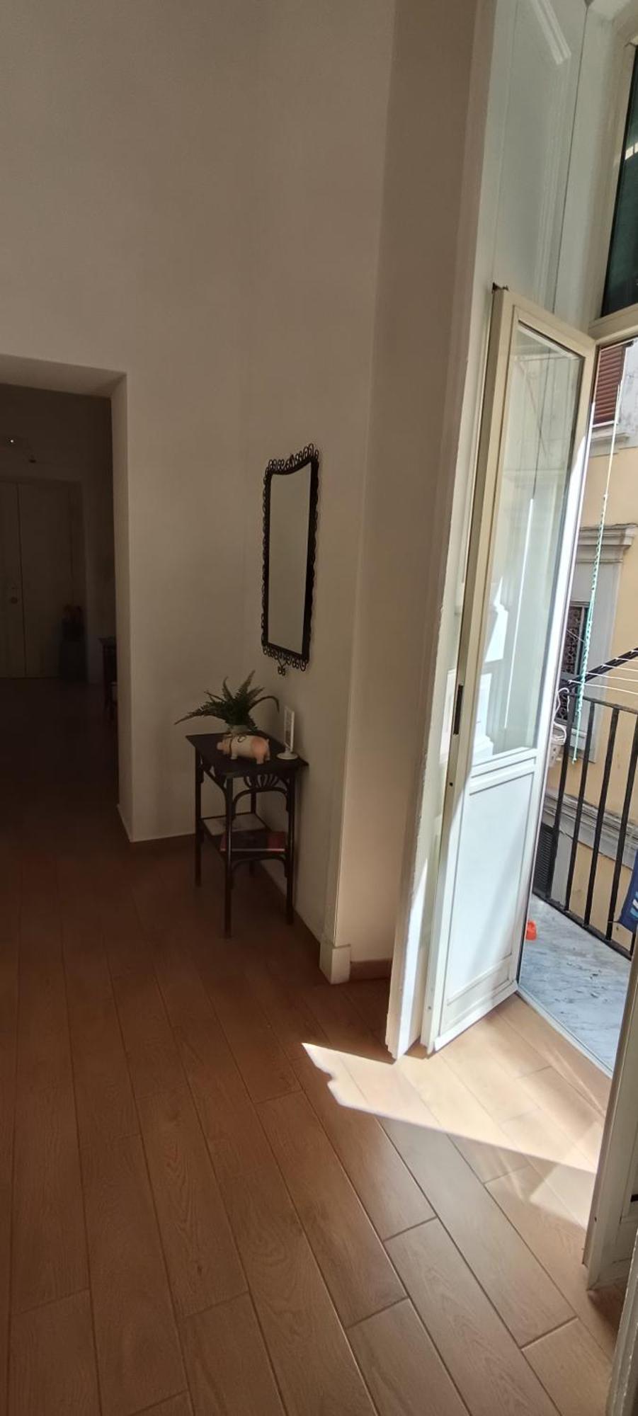 Casa Laura Oliva Mancini Bed & Breakfast Наполи Екстериор снимка